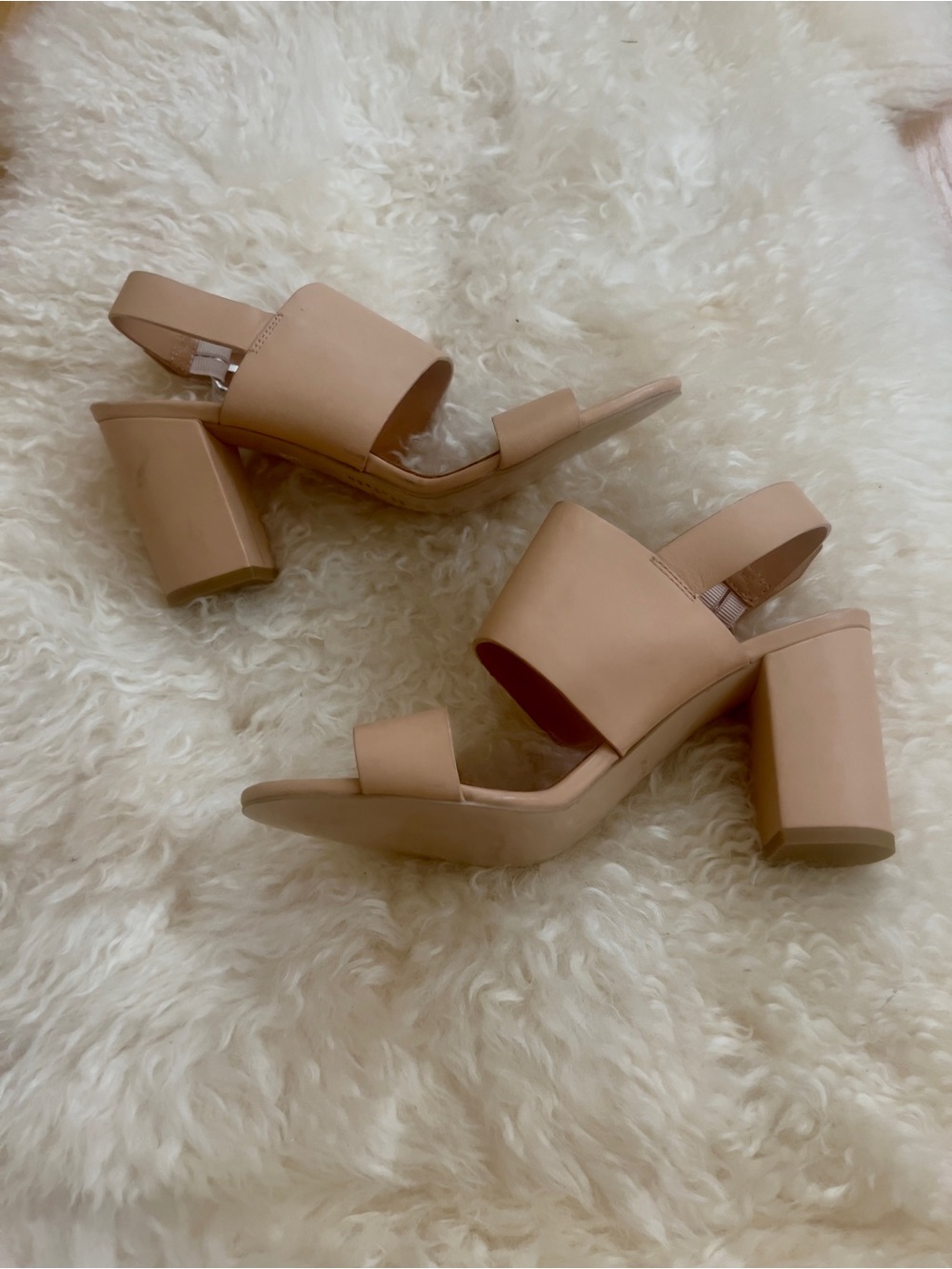 & Other Stories Block Heel Leather Sandals in Beige size 39 or 8.5